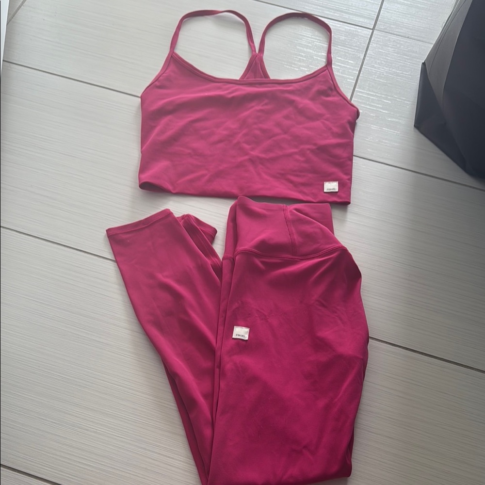 Vuori Women's Pink Activewear Set